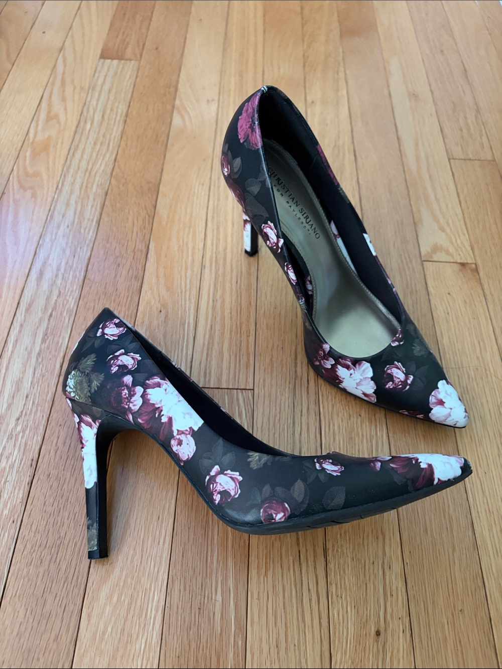 Christian Siriano Black Floral Pointed Toe Pumps with Pink and White Blooms